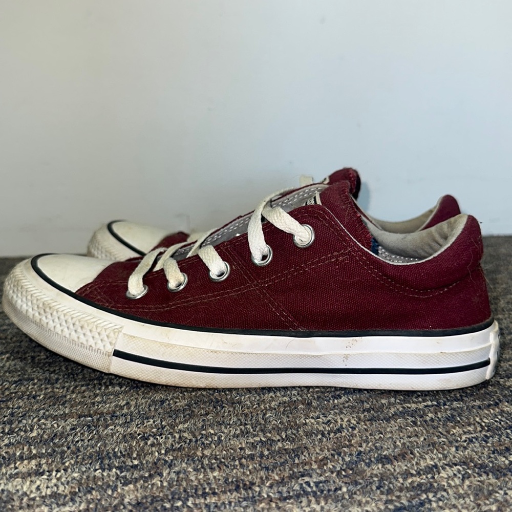Low top Converse